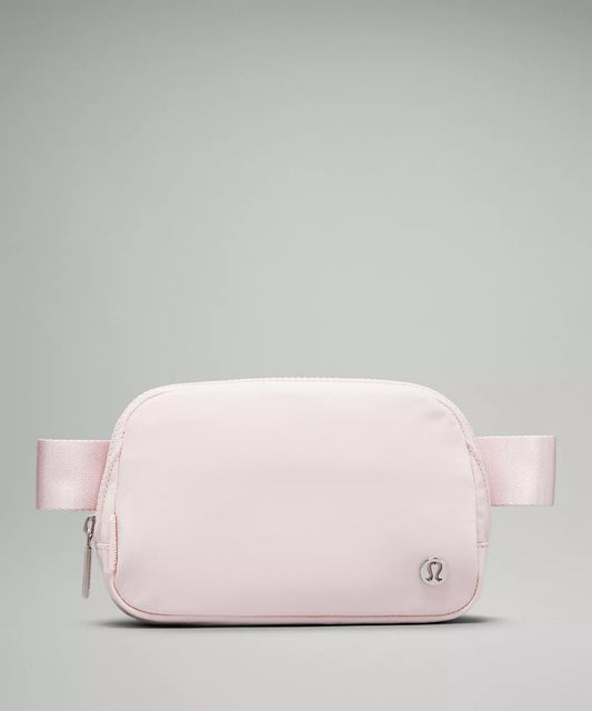 Lululemon Everywhere Belt Bag 1L